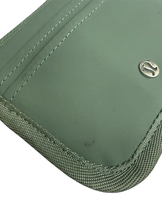 Lululemon True Identity Card Case One Size Gray Eucalyptus - Pre-owned - Picture 3 of 8